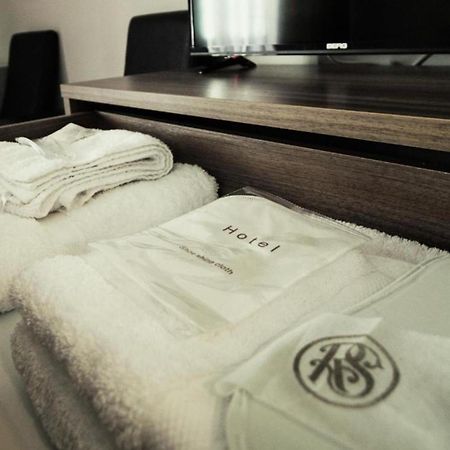 Hotel Season エレバン エクステリア 写真